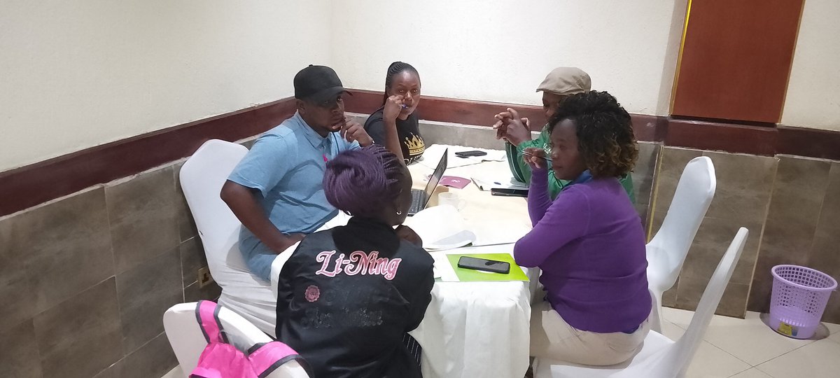suicultura19's tweet photo. @suicultura19 joining various Organizations in community dialogue participation on the Nairobi County Drafted Community Development Policy.
@pamoja_trust @UhaiWetu @clichydidi @Wanavijiji @TISAKenya @linda_mazingira https://t.co/XPgRJjXxLZ