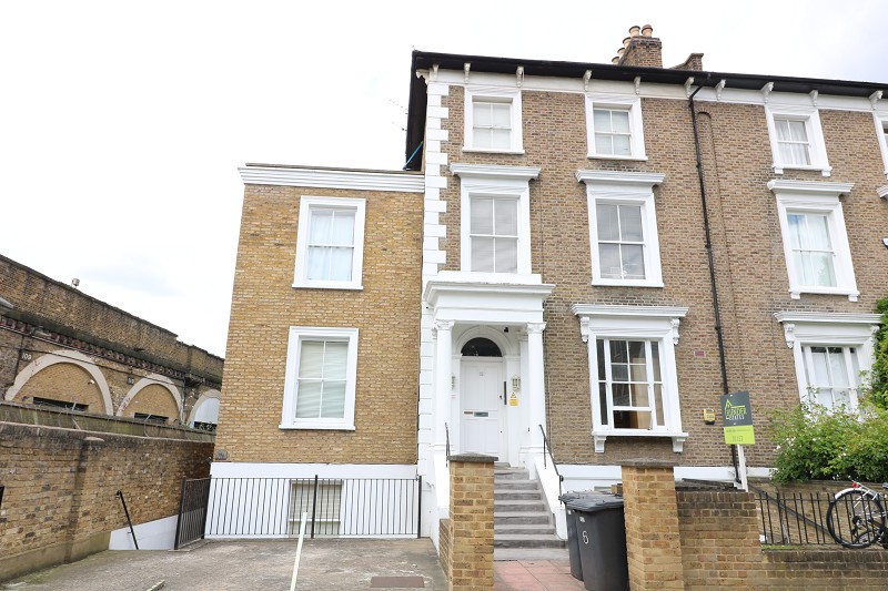 EllenderEstates's tweet photo. NEW: Ravenscourt Road #RavenscourtPark #Hammersmith. Flat - 1 bed £1,600.00 pcm https://t.co/5ufPTjqZks