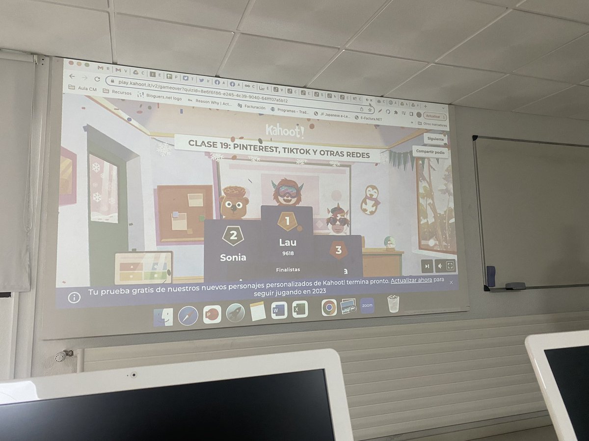 rodferLaura's tweet photo. He sido la ganadora del #kahoot de hoy…no me lo esperaba 😜 @aulaCM @FerRubioA #equipo246 https://t.co/38h4dKk8KR