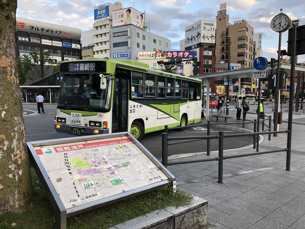 yumenobasuaka's tweet photo. 鉄道メインでやってきましたが最近幕車バスにハマってきたので新しくアカウントを作りました！あまり詳しくはありませんがよろしくお願いします！���れからはバス旅などもしていこうと思っています！
#バス好きと繋がりたい 
#いいねしたバスファン全員フォローする https://t.co/aIuUL8Tmmi