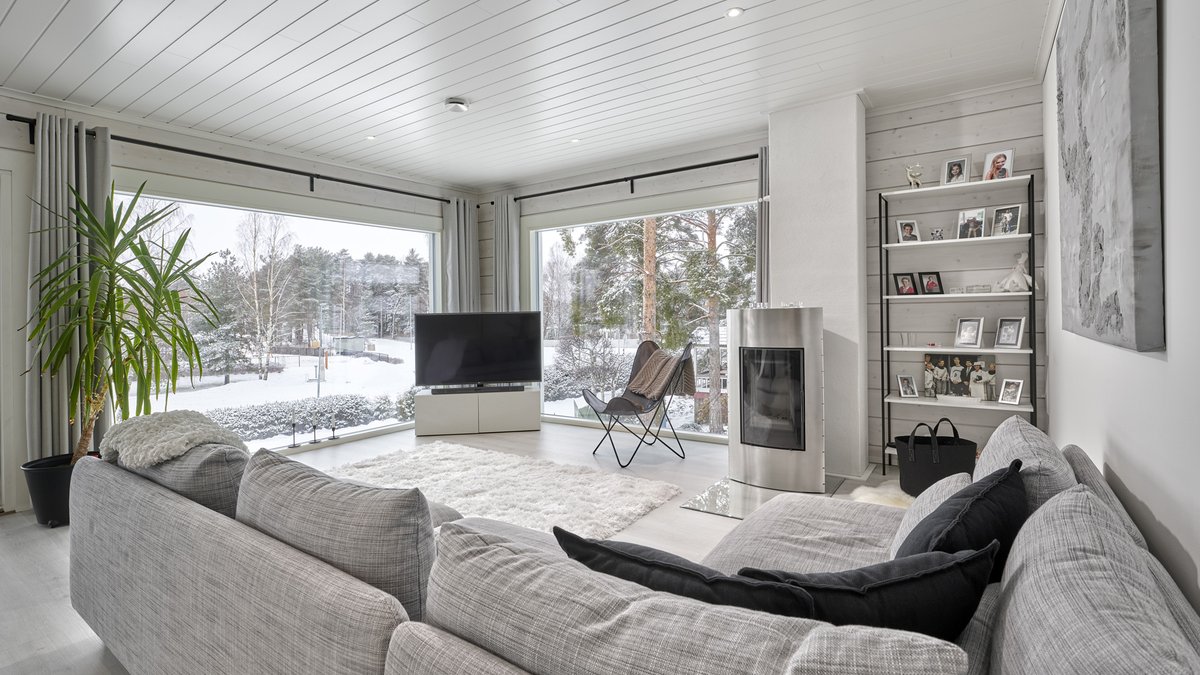 huella_zero's tweet photo. Toda nuestra madera es suministrada por el prestigioso fabricante finlandés Kuusamo Log Houses. #Kuusamo ha obtenido las aprobaciones técnicas europeas ETA-13/0294 y ETA-11/0207 que dan derecho a la marca CE en sus productos.
#casademadera #casasdemadera #biopasiva #sostenible https://t.co/zIq5wTCPgR