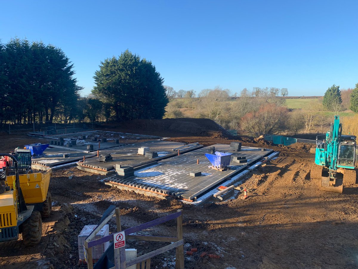 BuildColonial's tweet image. Great start for this 8000sq ft stunning family home in Northamptonshire #residentialdevelopment #bespokehouses #constructionexpertise #qualityiskey