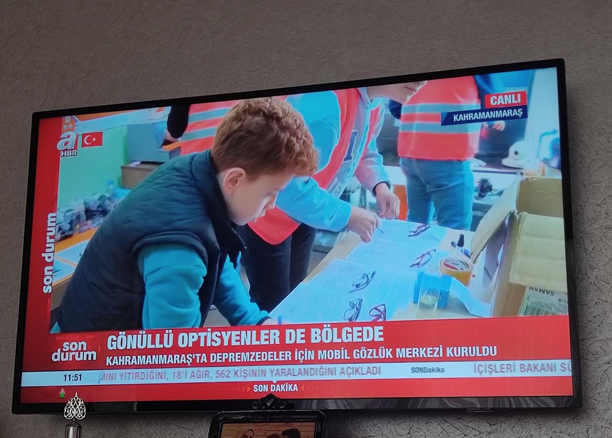 Ülkemizin zor zamanında OPTİSYENLERİN halkın yardımına koşmaları bir OPTİSYEN olarak gurur duymama vesile oldu. 
Hastanelerin ilgili yerlerinde, Sgk birimlerinde görev almamız biz OPTİSYENLERİ mutlu edecektir. 
<a href="/drfahrettinkoca/">Dr. Fahrettin Koca</a>
#optisyene2000atama
#GözdoktorunaOptisyenŞART