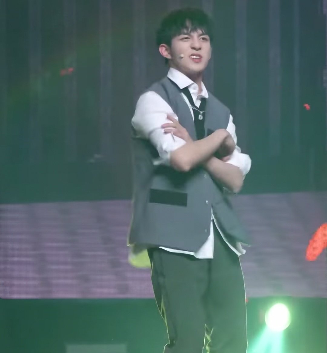 udiii_98's tweet photo. Bro is damn cute. #DongDong 
Dong Dong has so much potential. #BOYSPLANET #boysplanet999 #BOYSPLANETep4 https://t.co/ygMQqW8gxu