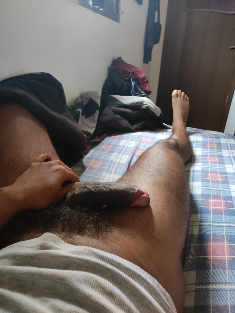 NegroPutoSP1's tweet photo. Acorda seus puto, o dia tá pedindo 🤤🤤🤤 https://t.co/9DxvjHzPCe