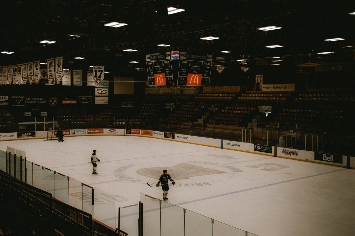 "Rush in 1980, Bob Dylan in 1997, Snoop Dogg &amp; Ice Cube in 2007, &amp; even Tragically Hip in 2007. Oddly as of 2022, there have been just 2 concerts in the past 8 years."
Aitken Centre: Where Did the Music Go? by Joel Rumson
📸 Credit: Gashtiyar Fathullah
🔗 bit.ly/3KuFchX