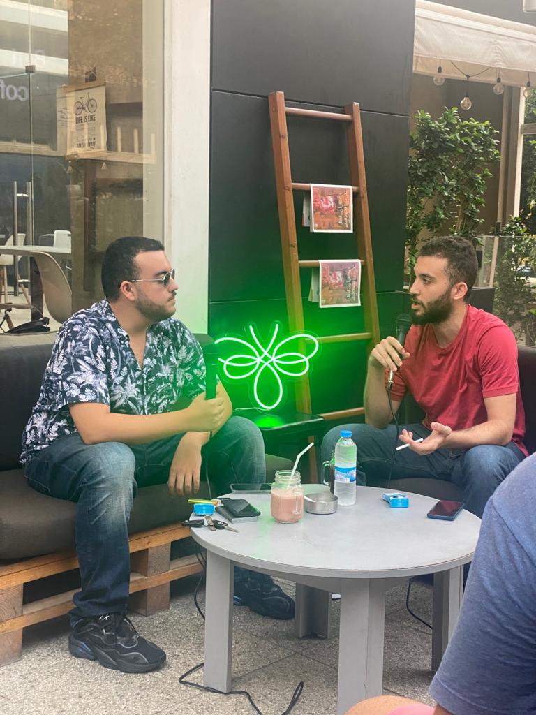 What's better than a cozy spot to work, catch up with friends, and explore the world of NFTs? Yes! we have it all 👌❤️🐝

#NFTs #NFTCommunity #coffeeshop