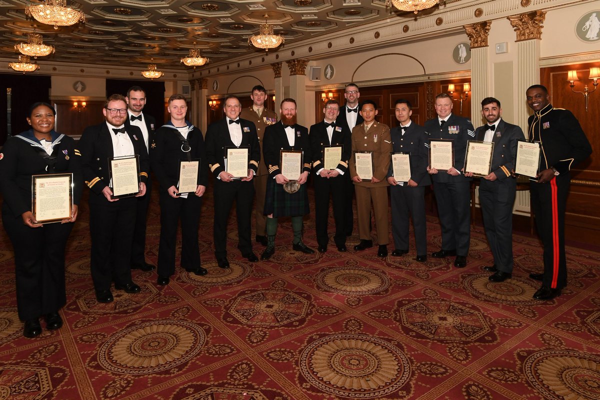 Carmen_Company's tweet photo. #PastMaster #ThePrincessRoyal graced us with her presence last night to present our #MilitaryAwards
Receiving the Carmen Sword of Honour was Lt. A. C. Hunter RLC
Thank You to @plaisterershall for hosting us. https://t.co/AAJQ7qguTI