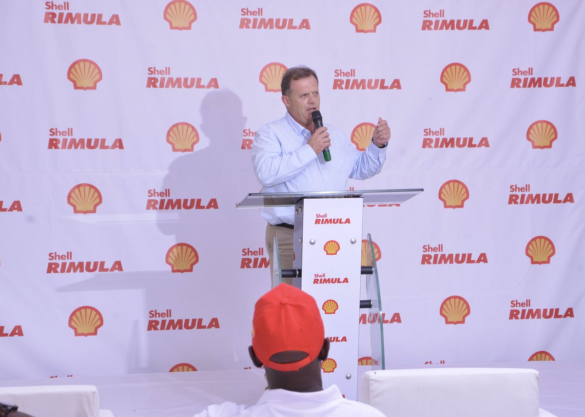 VivoEnergyUg's tweet image. &quot;Both taxi &amp;amp; truck drivers who purchase 5 litres of #ShellRimula will enter a weekly draw &amp;amp; stand a chance to win prizes. Our rewards include t-shirts, caps, airtime, fuel, car service discounts, &amp;amp; school fees for a year for our weekly grand prize winners.” He concluded.