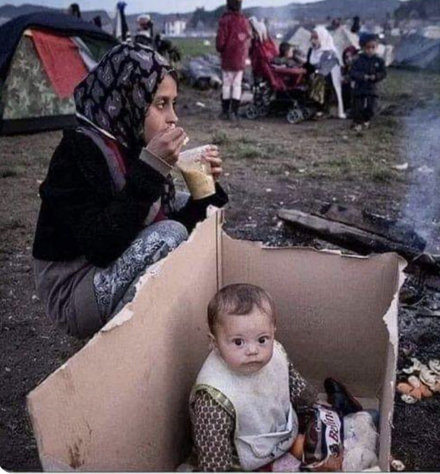 KaranliginKizi7's tweet photo. #OYUNUN SONU GELDİ !?
1999 #DEPREMİ İLE GELENLER !
2023 #DEPREMİ İLE GİDECEKLER!?
DEMEK Kİ İŞTE
BUNA #KADER DENİR!?
#İLAHİ ADALETİN KILICI
ARTIK #KESMEYE BAŞLADI!
SIRA 1999 DEPREMİNİN #İKTİDAR SATICISI #BAHÇELİ YİNE SAHNEDE!?
BAKALIM 2023 DEPREMİNDE
#ROLÜNÜ NASIL OYNAYACAK? https://t.co/pvWuURy1jd