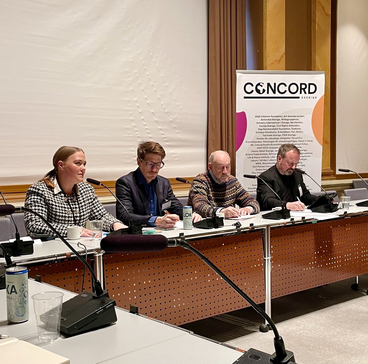 uniontounion's tweet photo. Nu är vi igång! Magdalena Thuresson från @moderaterna poängterar viktigt att svenska myndigheter ska ha en nära dialog med civilsamhället, tex genom utlandsmyndigheter.#civicspace @concordswe @LOInternation @TCOSverige @Akademikerna https://t.co/ZJGjwh4Dwy