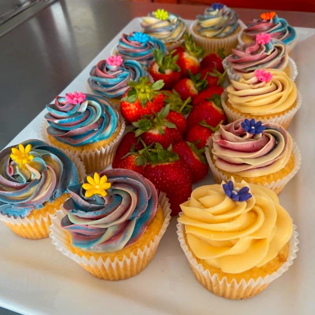 EventsinWC's tweet image. Lunchtime at Evertsdal.

• Telephone: +27 (0)21 919 1752
• E-mail: info@evertsdal.com
• evertsdal.com/conferencing/

#evertsdal #conferences #conferenceroom #generalconference #conferencecall #conferencetable #conferencelife #businessconference #durbanville #southafrica #capetown