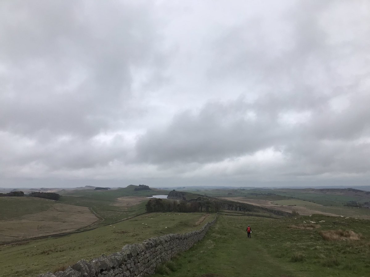 KatesfWriter's tweet photo. Well if it’s #WallsOnWednesday, there’s one wall I can mention. #HadriansWall snakes east to west or west to east, depending on your perspective, across stunning countryside. A #RomanFrontier that’s well worth exploring. #RomanBritain #Archaeology https://t.co/HO3Wv1HCG0