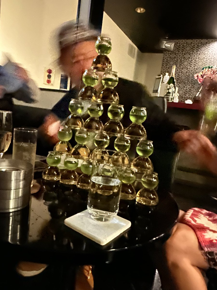 yu_032728's tweet photo. 久しぶりに同級生と飲んでる https://t.co/EA5nRSLKmJ