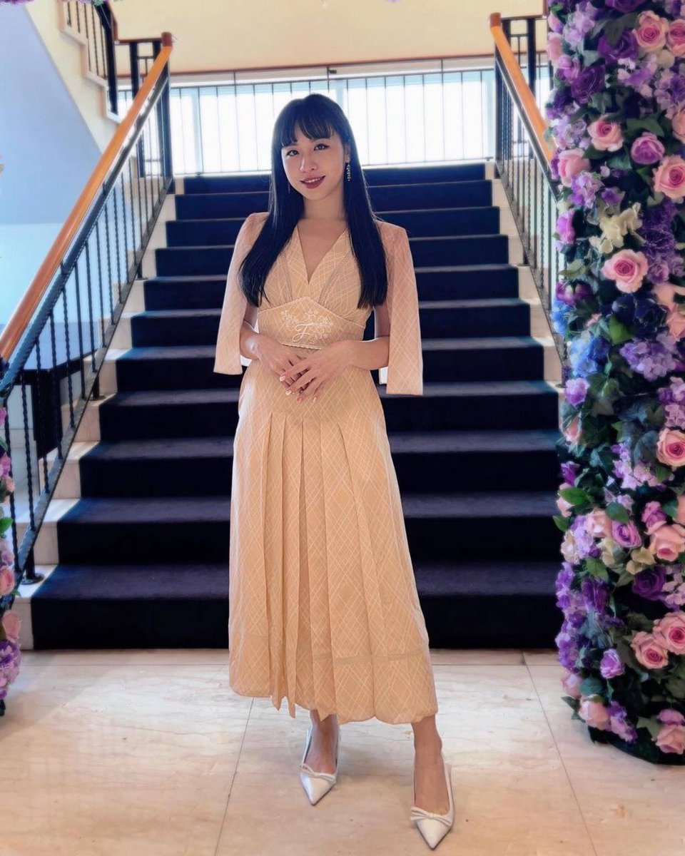 Setbacks will come and pass, get up when you fall, work hard when you fail, always believe that no matter how ordinary you are, you will have your own happiness