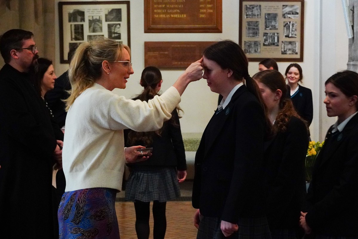 Thank you to our school community for joining us in worship for Ash Wednesday this morning at Holy Trinity Church, and to our visiting speaker Revd. Jade Standley for delivering such a powerful talk. #Lent #AshWednesday @SloaneChurch