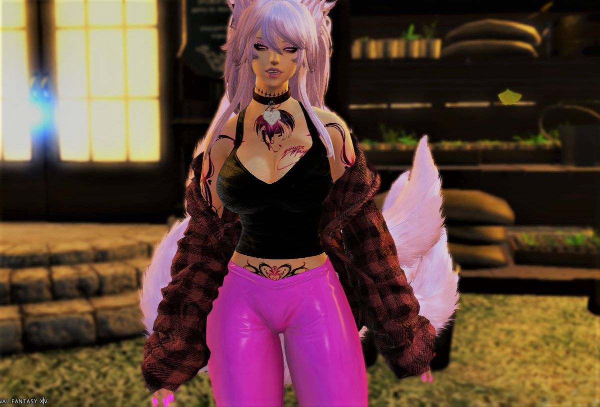 The  Nine Tailed Kitsune Raynare descending from her heavenly plain to entertain at Club Caramel for the night. It is said her tails are incredibly lucky and bring fortune.  Cute, Fluffy, this kitsune will make your problems fade away. 
#RaynareHeart

#clubcaramelffxiv