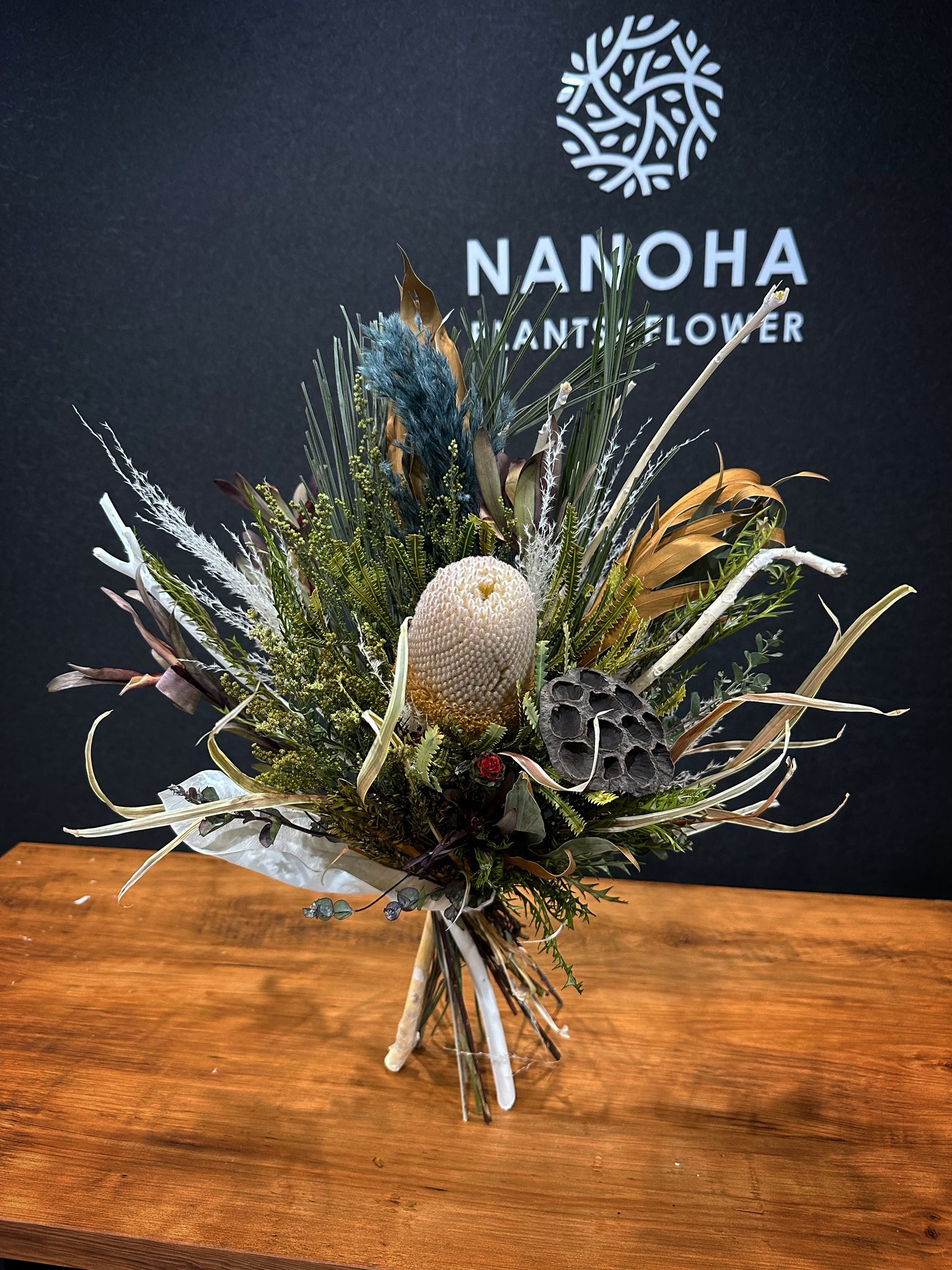 ドライフラワースワッグ - Search / X