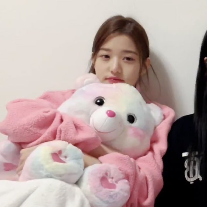 ไอชา                  ไอมี่
แดงดำ                เขียวชมพู
แมว                     ชิวาว่า
คนโต                  คนที่ 2

ไอโกะ                  ไอหยา
เหลืองน้ำเงิน        เหลืองแดง
โกลเด้น                เป็ด
คนที่ 3                  คนเล็ก