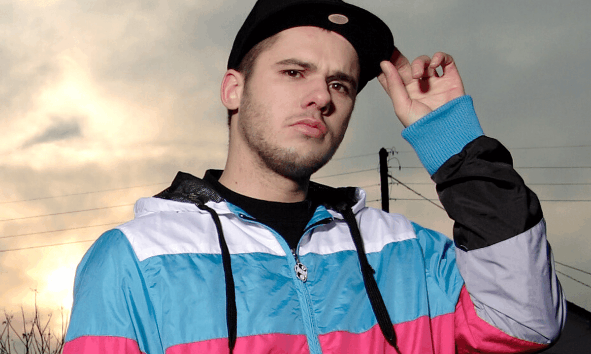 booska_p's tweet photo. JENA LEE était amoureuse d'ORELSAN !

L'artiste a révélé lors d'un stream Fortnite qu'elle parle de lui dans son hit « J’aimerais tellement » 😲 https://t.co/d16weC1q6I