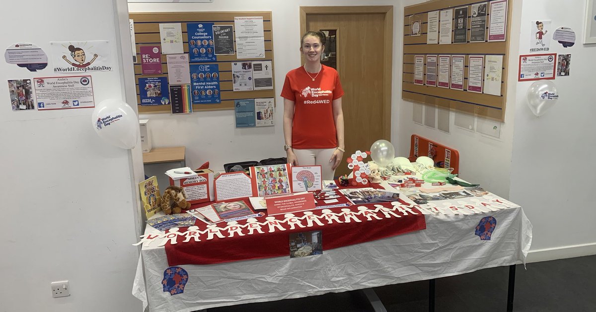 I am hosting my #Encephalitis stall to raise awareness for #WorldEncephalitisDay 🧠Students, Lecturers and Staff @OfficialGCCSA @Glasgow_Clyde at Cardonald. Please pop along at lunch , learn about what Encephalitis is and hear my story❤️ @encephalitis #Red4WED