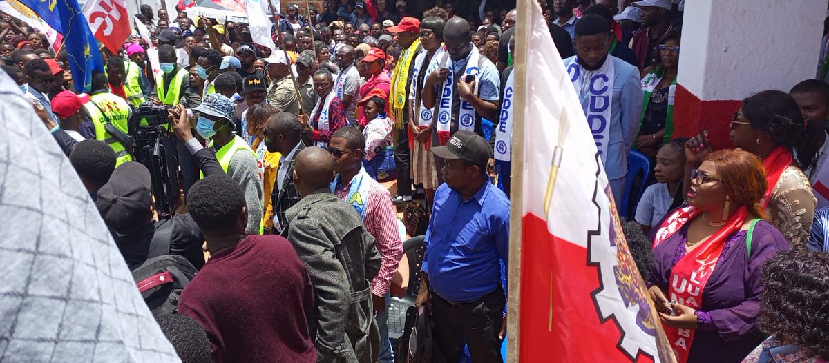 Andrekamunga3's tweet photo. 2e Etape de sa tournee ds l espace gd katanga le SGA del unc zone sud-est @TshipengEddy bouge le ligne de Lualaba au rythme et couleur rouge et blanc du mwalimu @VitalKamerhe1 ce mercredi 22.02.203.
@BillyKambale1 @ChristianMasud_ @sylvainlumuanga @GIK026 @uncrdc_lualaba https://t.co/pYQxQQWhUD