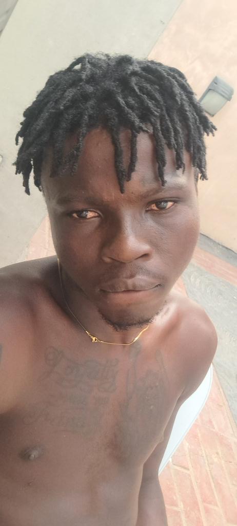 oluwahushboy's tweet photo. I just dey imagine how election go be without #electronicvote https://t.co/gLKPrKAvCS