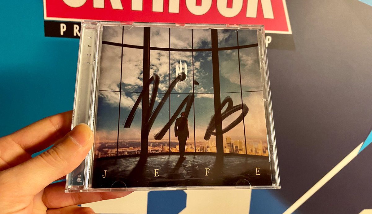 mehdiradio's tweet image. 🎁#concours 

RT/FOLLOW et tweet avec le #AmidiCestMehdi pour gagner le 💿 dédicacé de @ninhosdt 

🍀TAS 16h 

1 gagnant(e) 🔥
bonne chance à tous 💪🏼