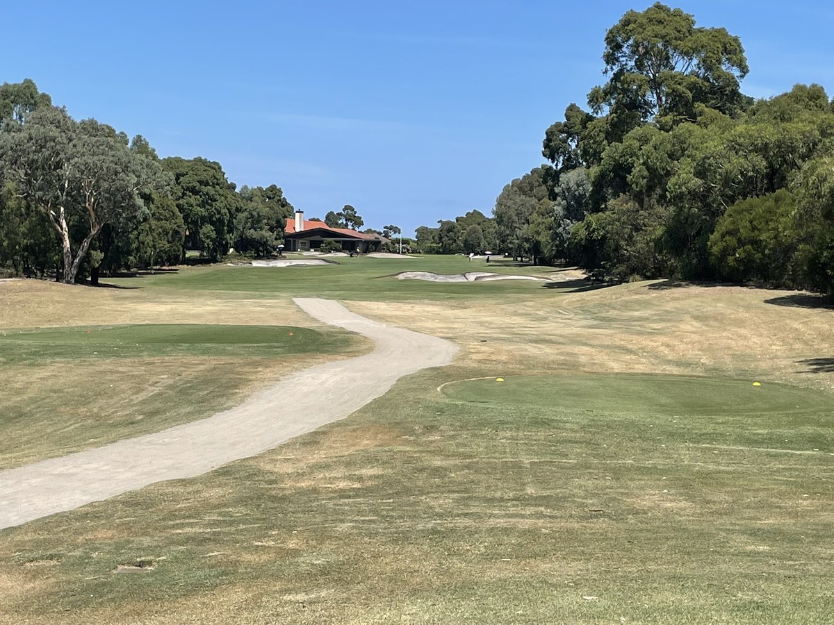 ULTIMATEGMAN's tweet photo. Great afternoon at Huntingdale today #sandbelt #australianmasters #choppedit https://t.co/zXwfveKSTe