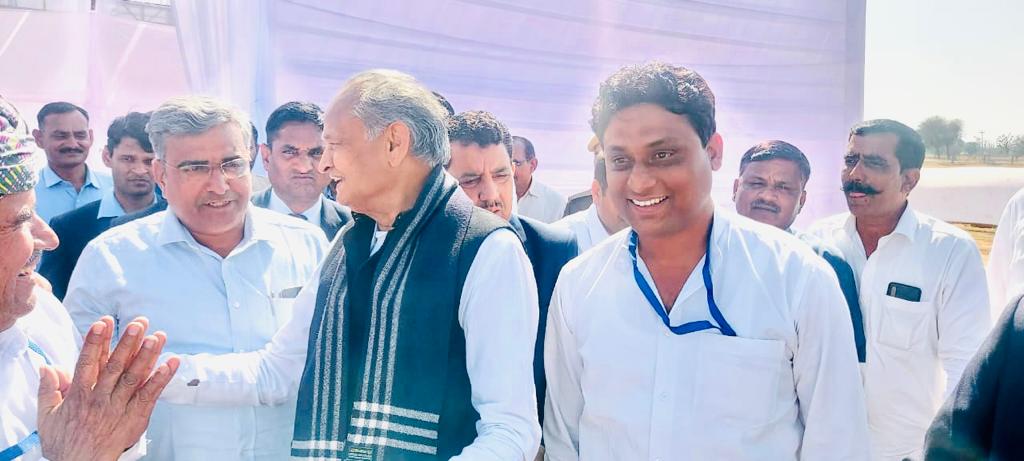ManojMeenaINC's tweet photo. @ashokgehlot51 https://t.co/rV0YRoXeC8