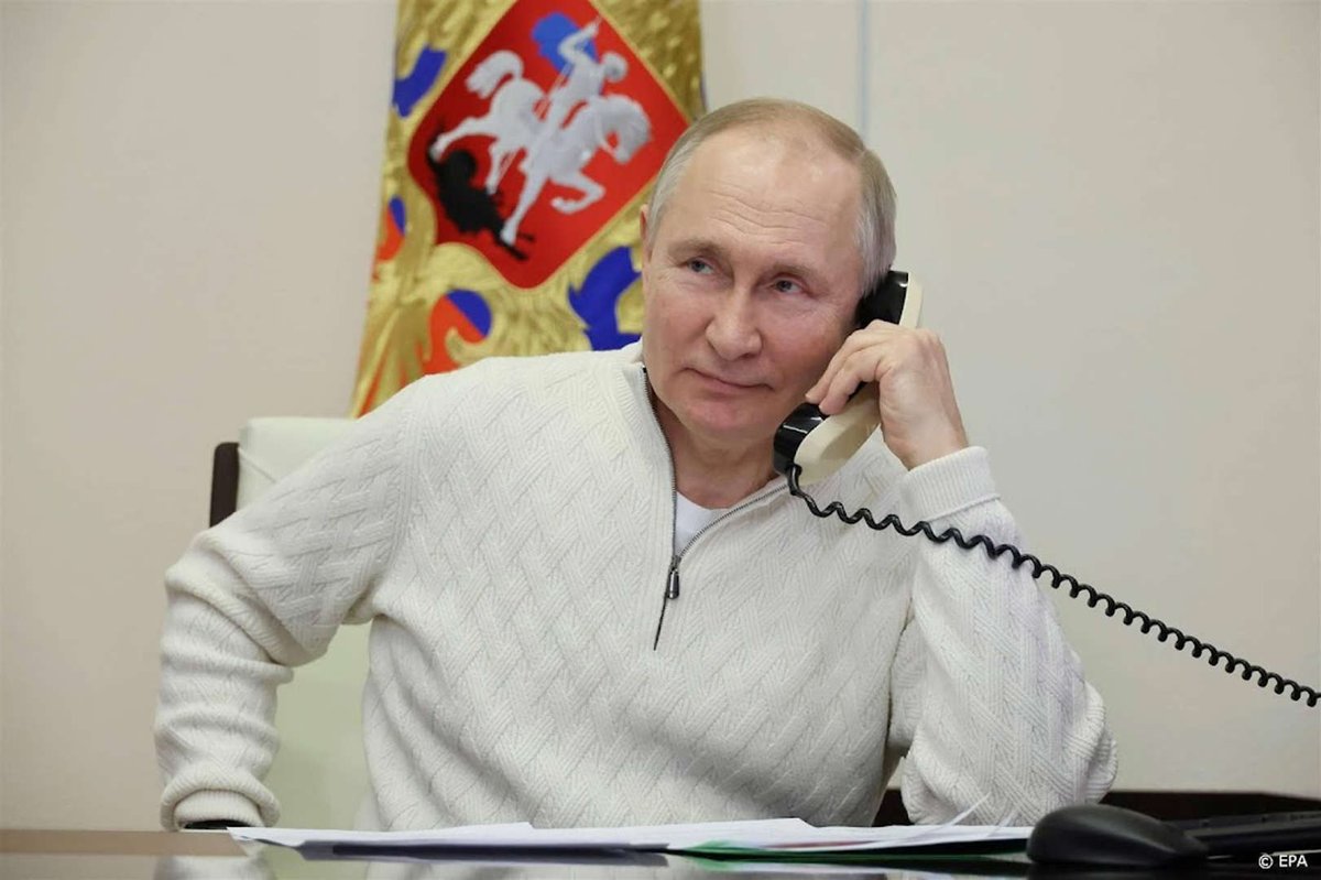 RonaldGiesel's tweet photo. #xijinping @Xi_TheLeader @xijinping 
#Русский народ может добиться самой легкой победы, 
выкинув #Путина, #Медведева и их соратников из #Кремля и отдав их под суд за их ложь и корысть за счет #русской Родины. https://t.co/9pOQc7Ea3J