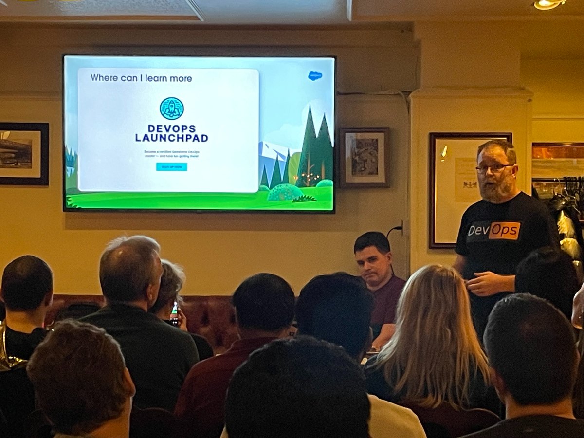 GearsetHQ's tweet image. Thanks to everyone who came along to the #LDNArcs meeting last night, and to @RobSalesforce for presenting! 

If you weren’t able to make it, you’ve got one last chance to see his session at @LonDevSFDC tonight! #SalesforceArchitects #AwesomeAdmins #SalesforceDeveloper