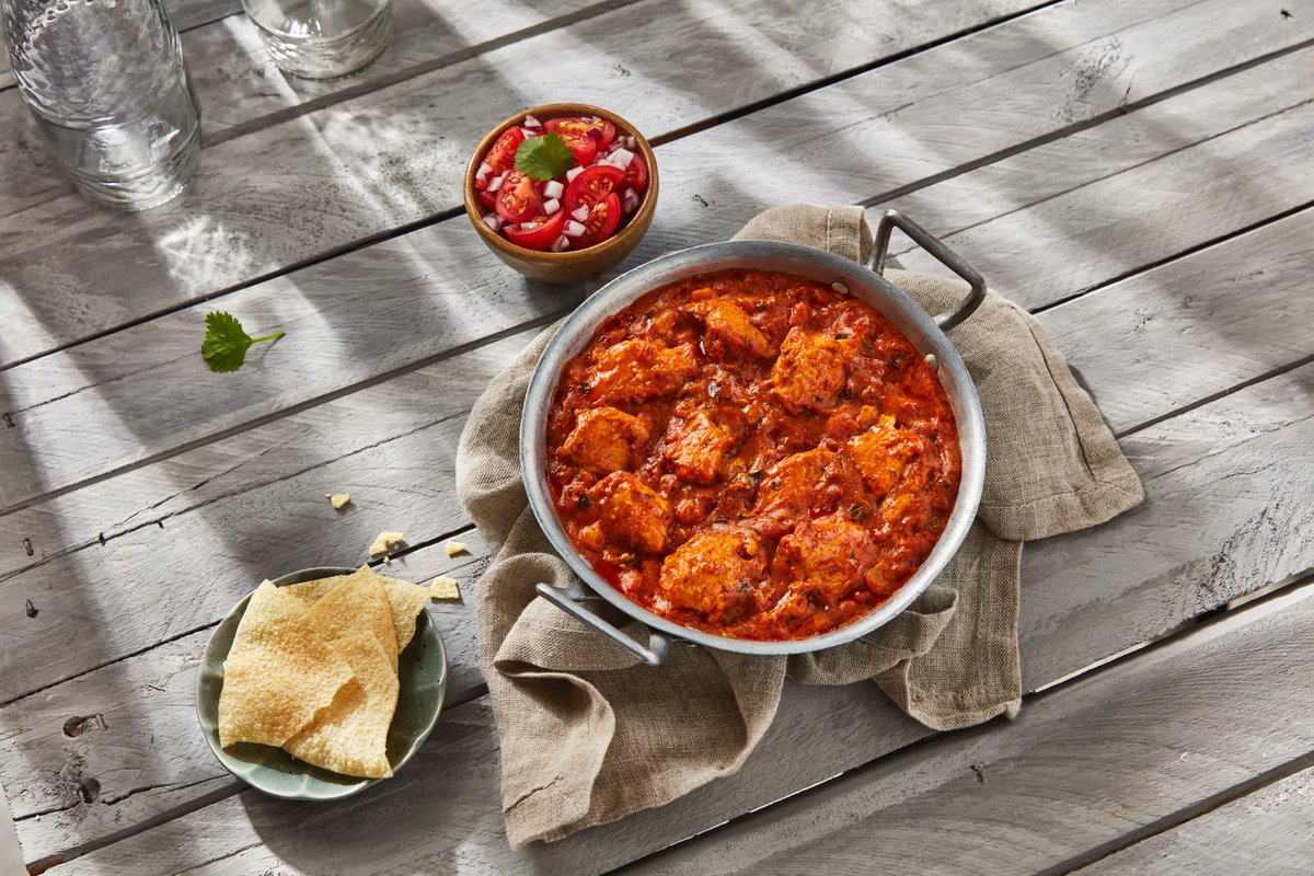 If you're looking for a dish that's full of flavour and packs a punch, Harry's Country Kitchen Chicken Tikka Masala is the way to go! 💛

Order online for home delivery at buff.ly/3CwApYz, or call us for FREE on 0800 029 3263

 #ChickenTikkaMasala #HomeDelivery