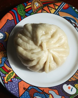 ConcordLibrary's tweet photo. For #CatalogToKitchen, Samantha made “Steamed Buns” from @TonyTan53’s 2017 Hong Kong: Food City. Check out this book to learn about Hong Kong cuisine and dim sum favorites! Borrow it: https://t.co/sIxTiu38Kr @TownofConcordMA https://t.co/XyyuquhfEJ