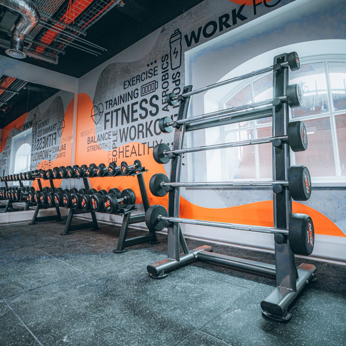 BEoffices's tweet photo. A sneak peak into Custom House's gym, exclusively for clients! A perfect way to continue with your New Years Resolutions! #wellbeing #flexibleworkspace #flexiworking #coworking https://t.co/Wj2vzdrcRy