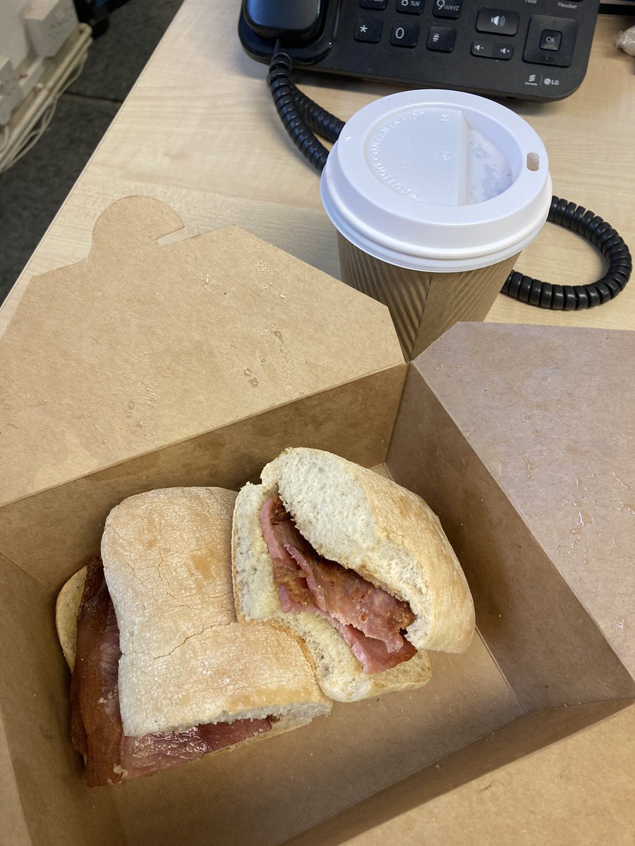 arrow_office's tweet image. We have the loveliest suppliers!
Great breakfast meeting with @DATADIRECT1 
Thank you very much ☕️🥯