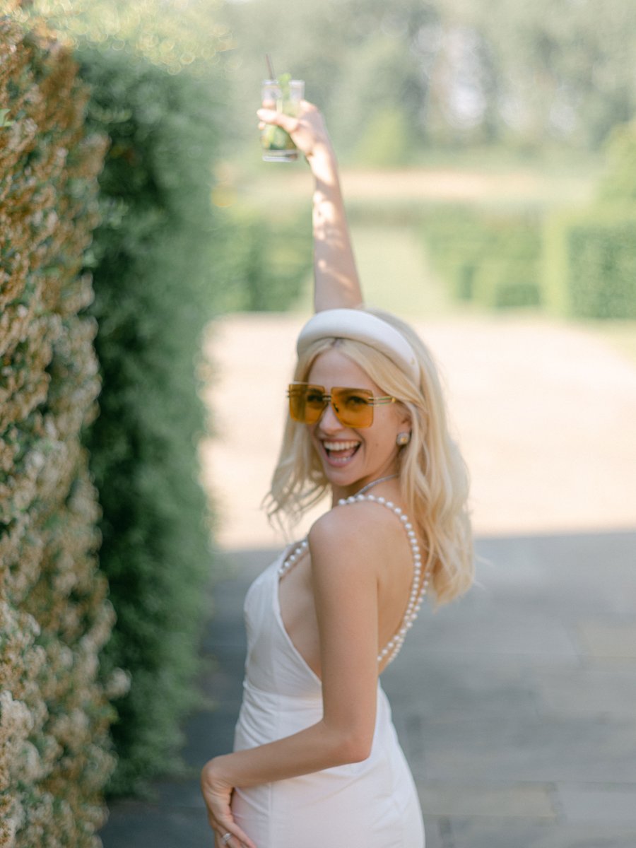 mixandmatchltd's tweet photo. 🤔Did you know we do #Weddings?

🍾Bespoke #Cocktails, champagne towers, your own branding touches, skilled #Mixologists...we make a #Party a PARTY!

If you want to make your wedding a night to remember, then say "I Do" to having us there!

Image: Alice Wilkes Design, @PixieLott https://t.co/Fa80EhFzr3