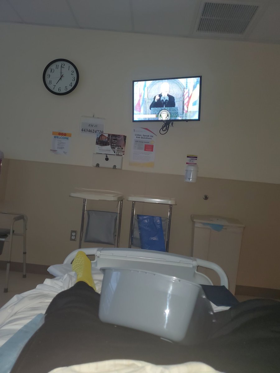 PanScoli's tweet photo. Day 3 at the hospital. https://t.co/fimmEozl8O