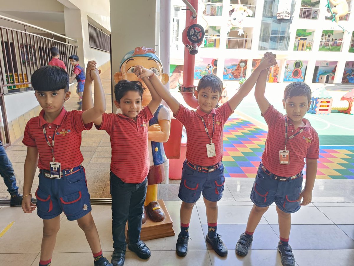 SAI_Edu_In's tweet photo. The students of KG-II had a splendid year together. The fun, laughter, celebrations & merry making made this academic session quite intriguing & thrilling.
#21centuryskills #reminiscence
#interpersonalskill #intrapersonalskills https://t.co/rXqaBnjzUw