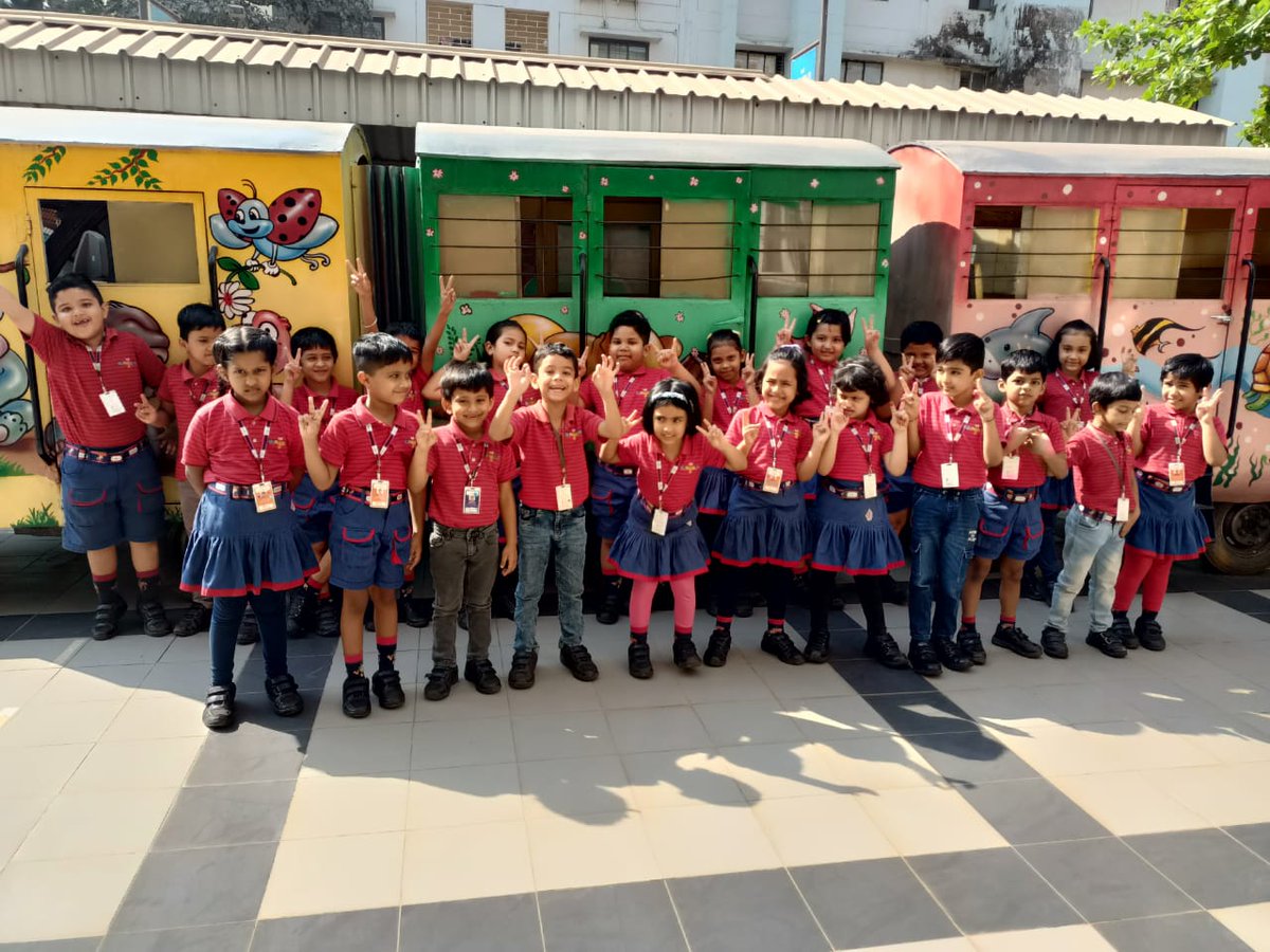SAI_Edu_In's tweet photo. The students of KG-II had a splendid year together. The fun, laughter, celebrations & merry making made this academic session quite intriguing & thrilling.
#21centuryskills #reminiscence
#interpersonalskill #intrapersonalskills https://t.co/rXqaBnjzUw
