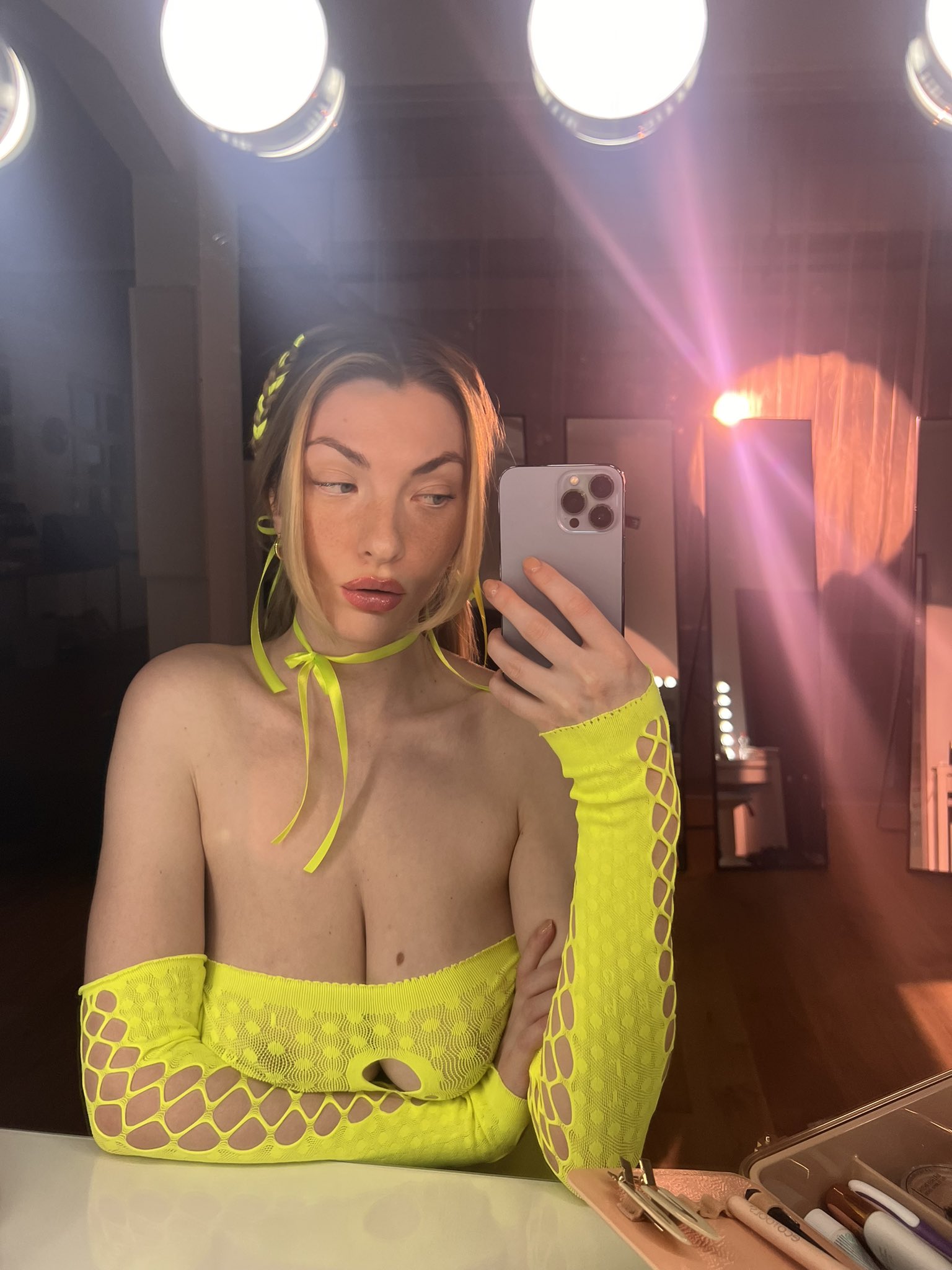 mara on Twitter: "⭐️⭐️⭐️ https://t.co/mqGmGuK0cA" / Twitter