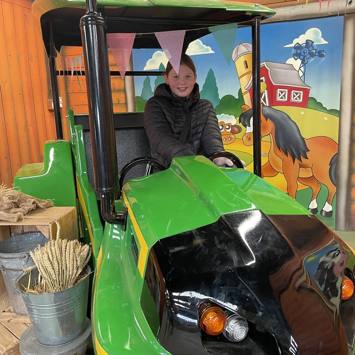 Great to see Farm Day 2023 in full swing with lots of activities to take part in throughout the day. Thanks to JustBee, Brodyr Evans Bros and the Pembrokeshire Guild of Weavers and Spinners. #farm #farmday #conservationawareness #farming #rarebreedssurvivaltrust @RBSTrarebreeds