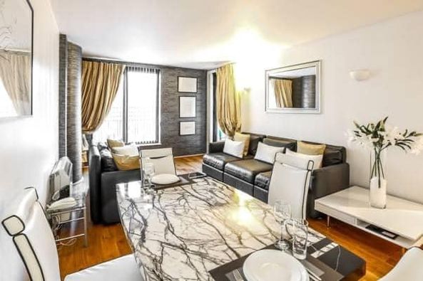 crownlawnapart's tweet photo. Book your last minute #weekend escape to #London today. Call 020 7538 9443 or email info@crownlawn.com to start planning an unforgettable stay with us
https://t.co/qRbC4CYGij

#travel #vacation #holidays #familytravel  #tourism #VisitLondon #shopping #weekendvibes #traveltips https://t.co/P8pa5dTHsw