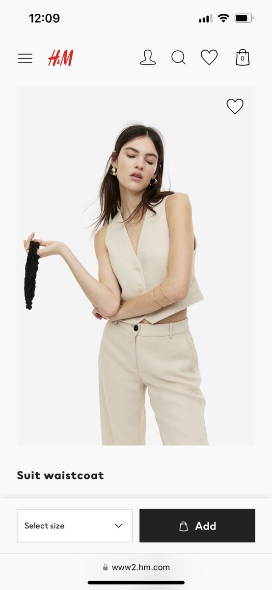 Button nose Illustration tweet media