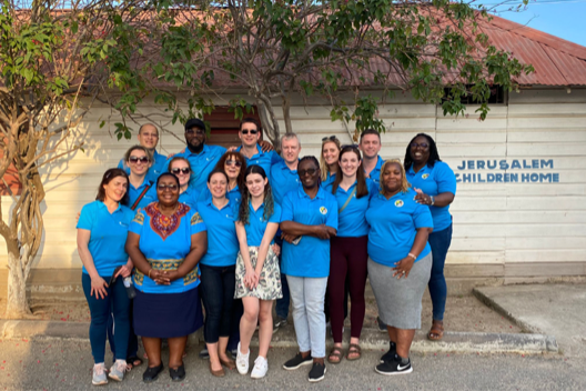 CHI_Ireland's tweet photo. The CHI Global Health team recently delivered paediatric resuscitation courses in Jamaica for more than 120 healthcare professionals.

It builds foundational skills and knowledge of any nurse, midwife or doctor working with children in a limited resource setting👇 https://t.co/gG1OOq8wMt