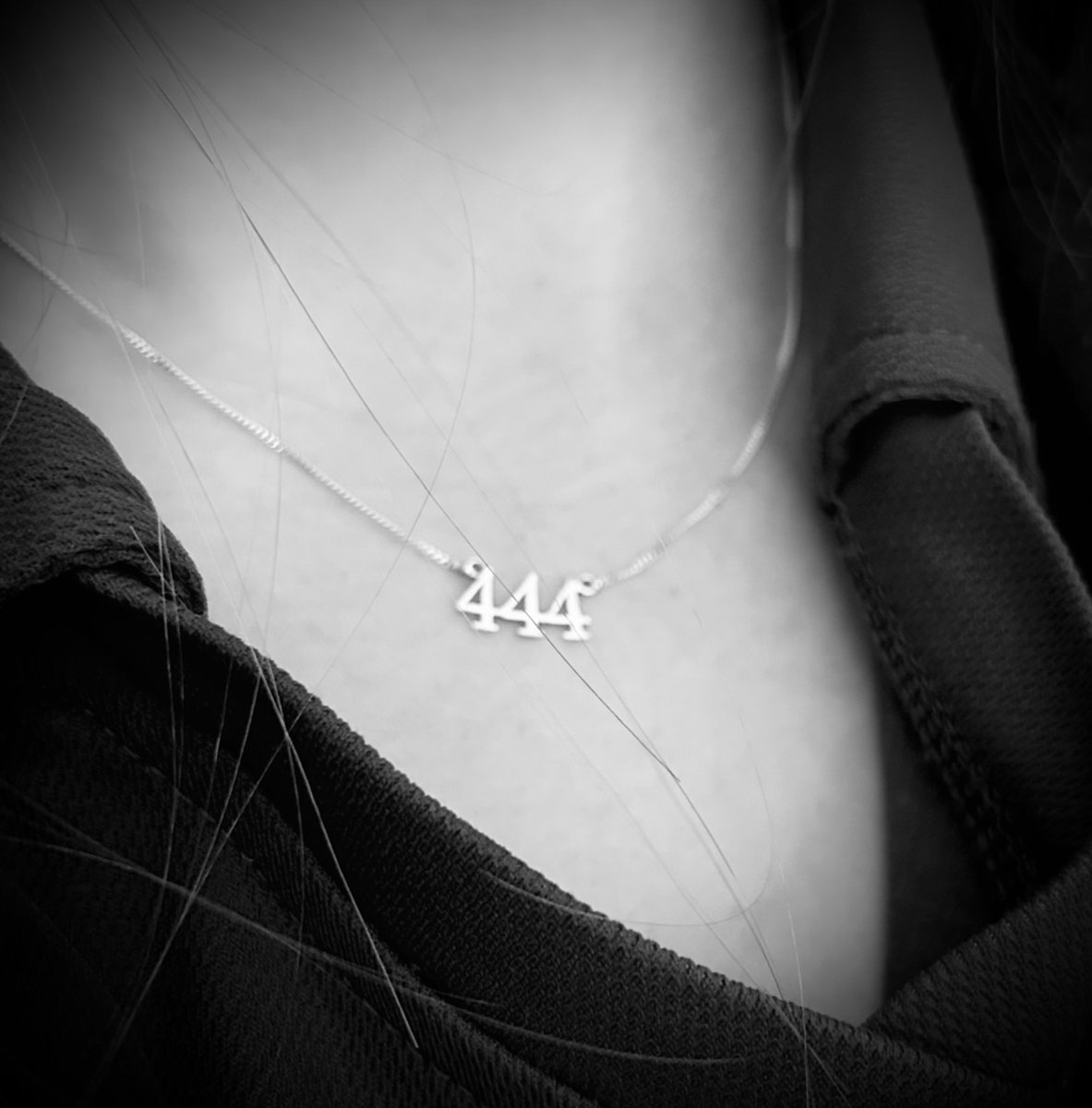 Another gorgeous #angelnumber necklace heading out. 444 symbolises #protection. Loving these. 🤩

#personalisedjewellery
#charmnecklace
#angeljewellery
#handmadejewellery
#silverjewellery
#delicatenecklace