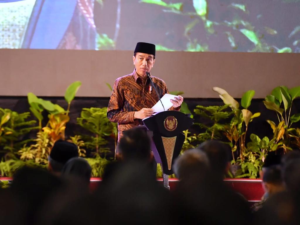 Menghadiri pembukaan Muktamar ke-XVIII Pengurus Pusat Pemuda Muhammadiyah di Balikpapan, siang ini. Di hadapan hadirin, saya mengungkapkan beberapa hal tentang upaya pemerintah mewujudkan Indonesia maju. 

Di antaranya soal hilirisasi industri dan pembangunan Ibu Kota Nusantara.