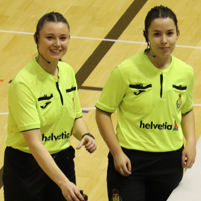 RFEBalonmano's tweet photo. ✌️ ¡Las colegiadas @maialencd y @martafer00 han sido designadas para el Campeonato Mediterráneo 2023! 😍

✔️ @Diez_Ana acudirá también a la competición, designada como delegada federativa

📌 Náfplio (Grecia🇬🇷)
📆 27 Febrero - 4 Marzo

#SheLovesHandball #Balonmano