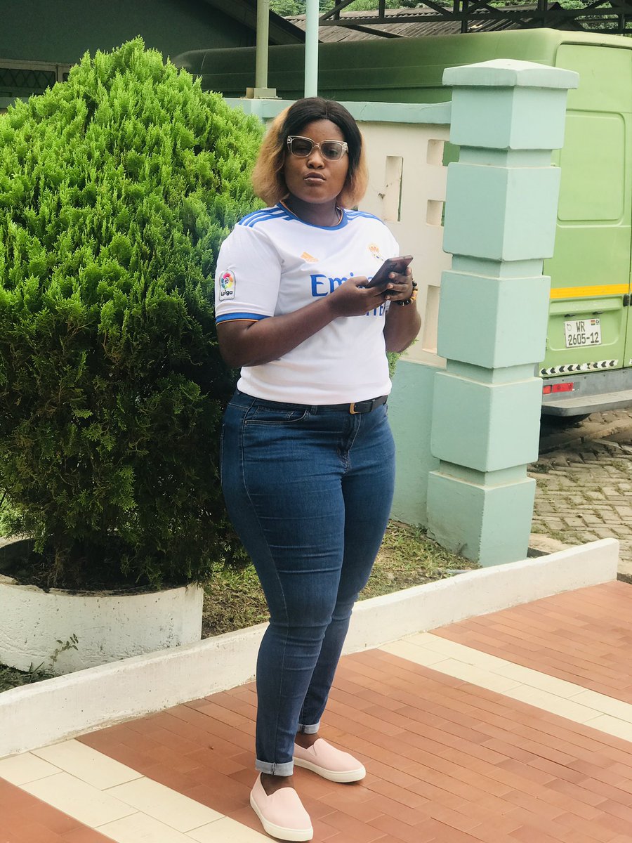 CelebNurse4's tweet photo. Herr Liverpool Oyiwala dɔŋŋ 😭

And google photos gave me this pic as memory this morning 😩
#SportsCenter https://t.co/m5SV6oxEZ1