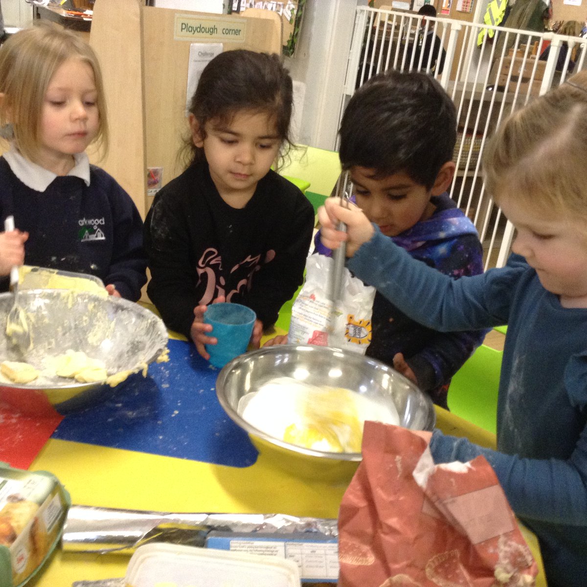 Parkwood Primary School Keighley (@parkwoodsch) on Twitter photo Nursery children <a href="/ParkwoodSch/">Parkwood Primary School Keighley</a> have had a fantastic time cooking, exploring various ingredients and learning about different foods and food groups. Nursery children <a href="/ParkwoodSch/">Parkwood Primary School Keighley</a> have had a fantastic time cooking, exploring various ingredients and learning about different foods and food groups.